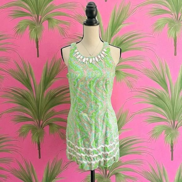 Lilly Pulitzer Dresses & Skirts - Lilly Pulitzer Pearl Shift Dress Chomp Chomp Alligator Print Green Pink Size 8